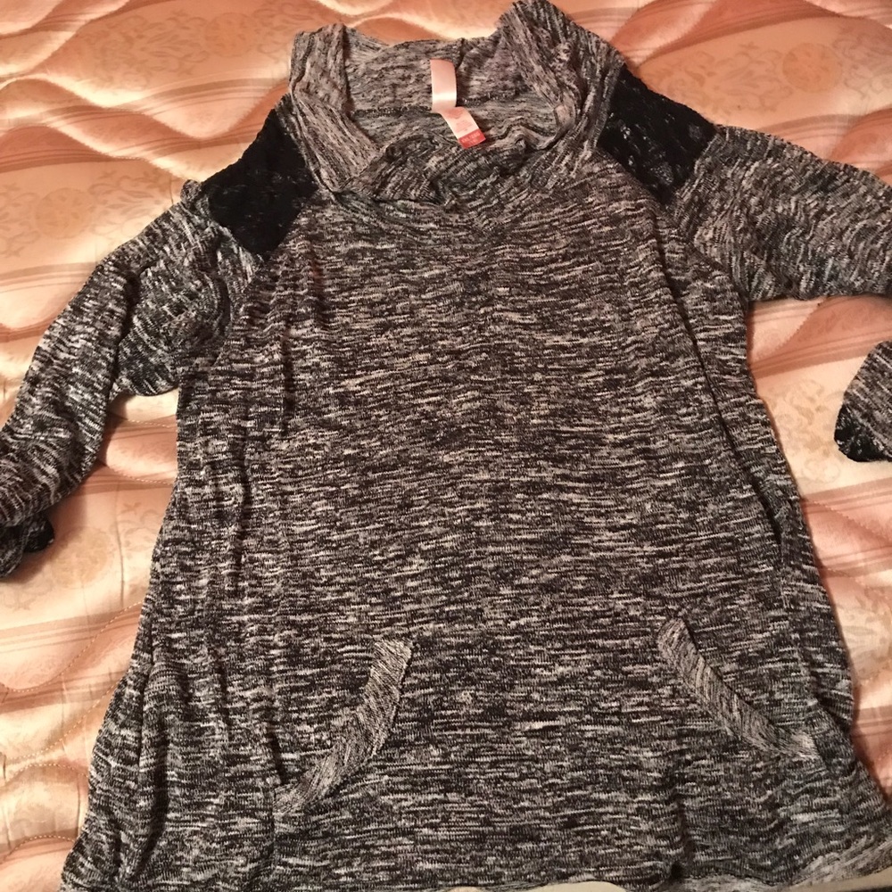 Turtle neck sweater